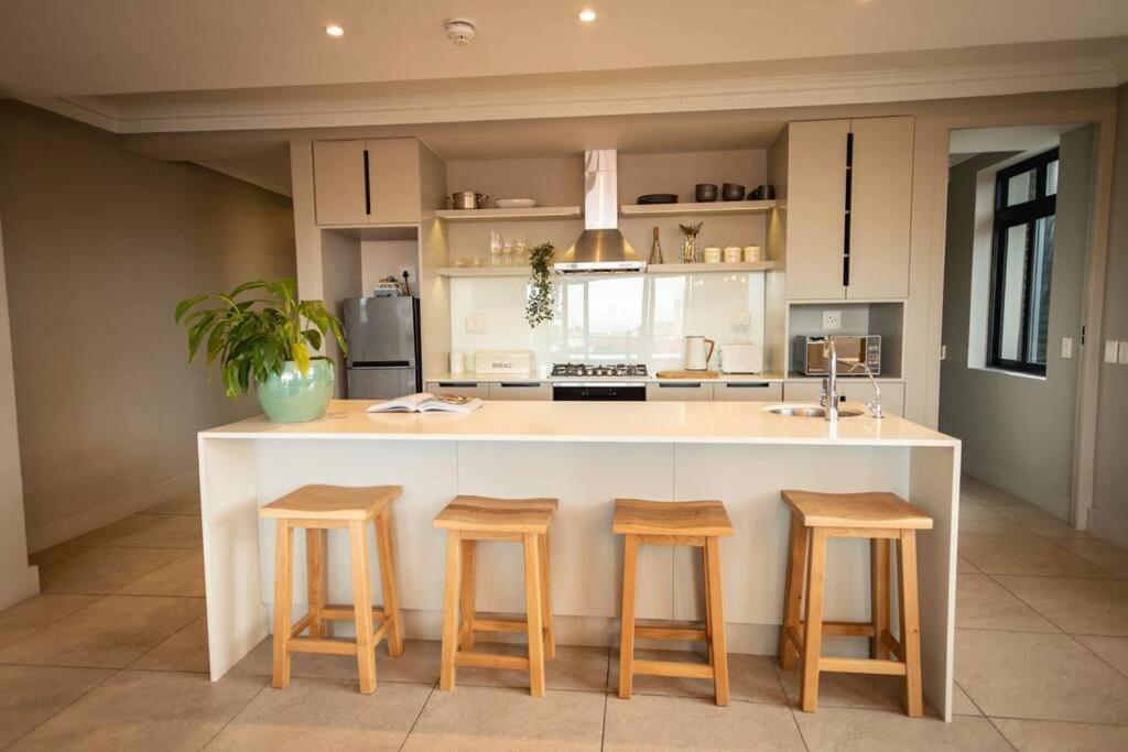 Hermanus Waterfront, Ocean Deluxe - Apartment 2 Extérieur photo